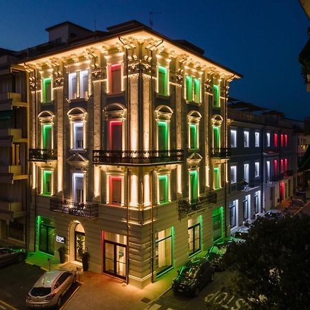 VI Suites Viareggio Exteriör bild