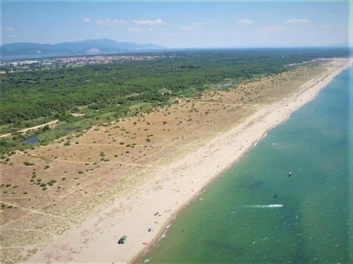 VI Suites Viareggio Exteriör bild