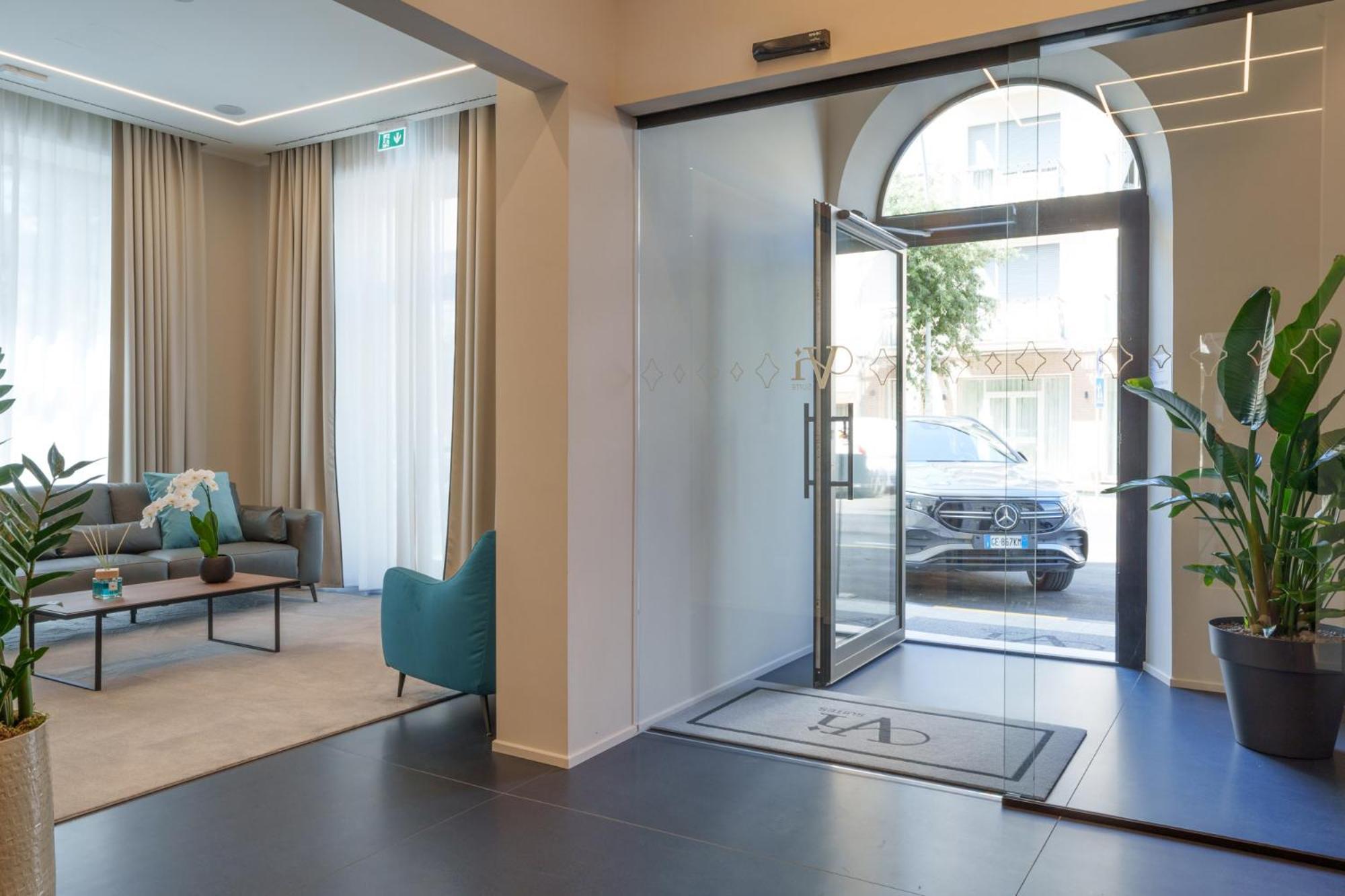 VI Suites Viareggio Exteriör bild